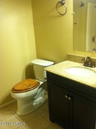 13806 N Newcastle Dr unit 123, Sun City, AZ 85351 - photo 7