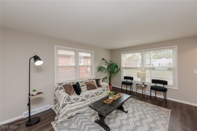 803 12th St SW, Massillon, OH 44647 - photo 5