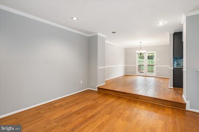 9338 Town Place Dr, Owings Mills, MD 21117 - photo 5