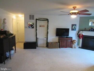 721 Holly Leaf Rd, Culpeper, VA 22701 - photo 5