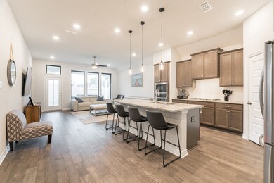 9310 Galloway Woods Trail, the Woodlands, TX 77375 - photo 7