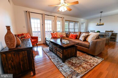 1184 Hollywell Ave, Chambersburg, PA 17201 - photo 4