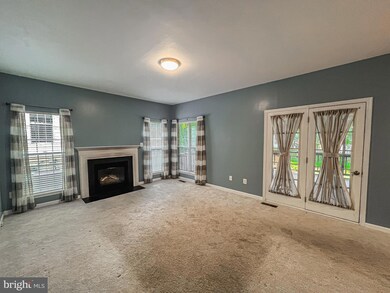 43227 Chase St, Chantilly, VA 20152 - photo 5