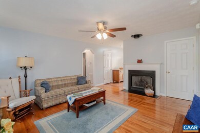 391 Hermitage Rd, Staunton, VA 24401 - photo 3