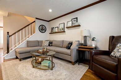 391 w 4th-14