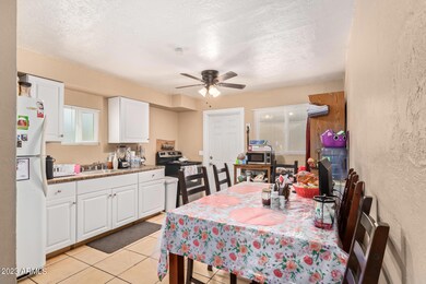 1926 N 26th Place, Phoenix, AZ 85008 - photo 6