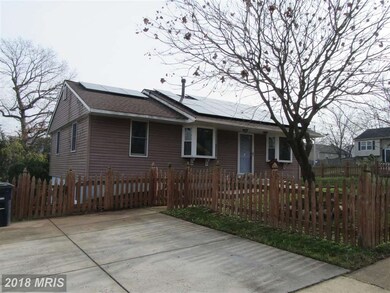 5601 Haddon Dr, Lanham, MD 20706 - photo 2