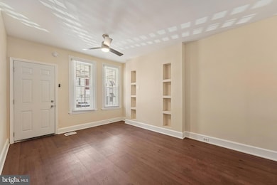 637 Kohn St, Norristown, PA 19401 - photo 5