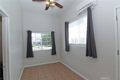 15733 Drell St, Sylmar, CA 91342 - photo 3