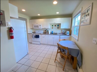 50 Meadow St unit 61, Amherst, MA 01002 - photo 2