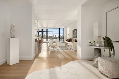150 Charles St unit 14B, New York, NY 10014 - photo 7