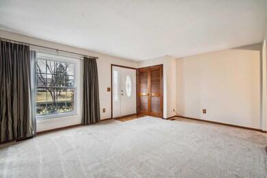 578 Dlyn St unit G5, Columbus, OH 43228 - photo 7