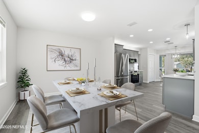 8199 Cayuga Trail W, Jacksonville, FL 32244 - photo 3