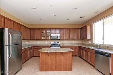 005-Kitchen-2383075-small