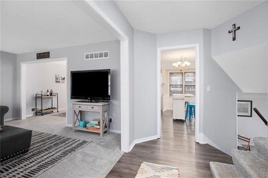 13111 W 100th St, Lenexa, KS 66215 - photo 6