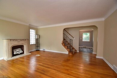 1930 Beverly Hills Dr, Euclid, OH 44117 - photo 4