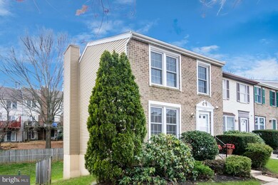 7981 Tyson Oaks Cir, Vienna, VA 22182 - photo 2