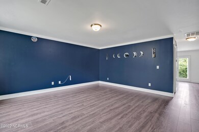 6530RustlingLeavesWay_03