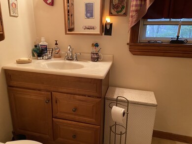 45 Carleton Rd, Rochdale, MA 01542 - photo 7