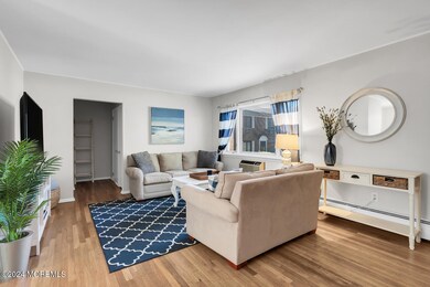 217 Manor E, Red Bank, NJ 07701 - photo 3