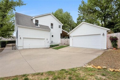 4934 Rene St, Shawnee, KS 66216 - photo 3