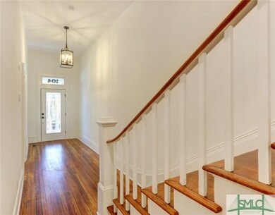 104 W 38th St, Savannah, GA 31401 - photo 3