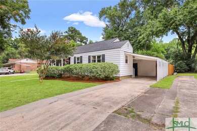 2437 E 38th St, Savannah, GA 31404 - photo 3