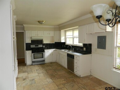 1333 1333 Graham Dr, Tyler, TX 75701 - photo 7