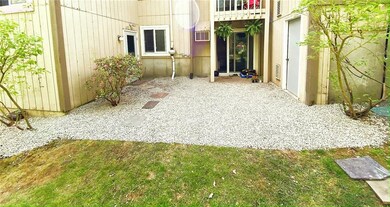 400 New River Rd unit 602, Manville, RI 02838 - photo 2