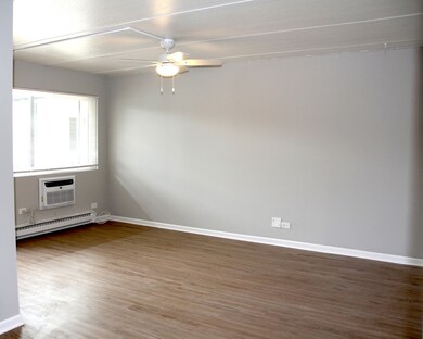 329 W Kimbell Ave unit 11, Elmhurst, IL 60126 - photo 4