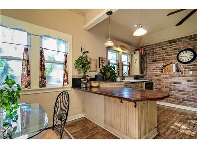 422 E Locust St, Rogers, AR 72756 - photo 6