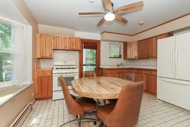 403 Meadow Ln, Lake In the Hills, IL 60156 - photo 7