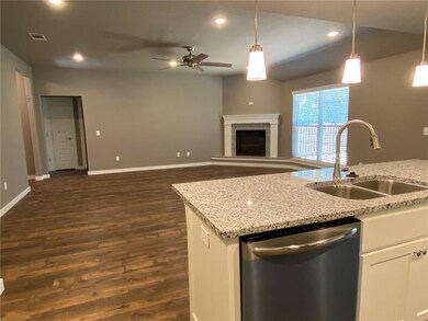 24 Pickering Dr, Bella Vista, AR 72714 - photo 6