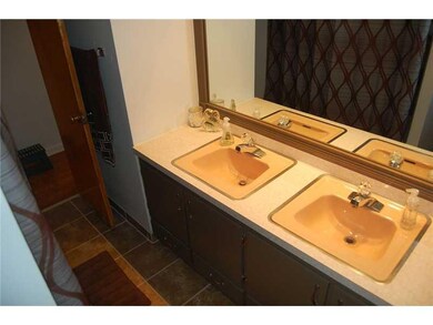 Full Bath.