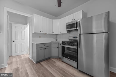 5328 Hedge St, Philadelphia, PA 19124 - photo 6