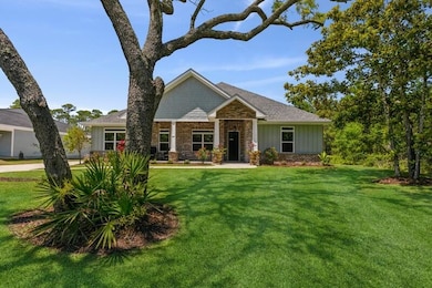 01_5388SoundsideDr_2005_FlexMLS800x600_8