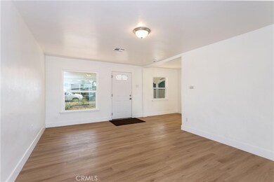 809 Caylor St, Bakersfield, CA 93304 - photo 6
