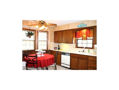 8966 Rene St, Lenexa, KS 66215 - photo 7