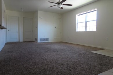 2413 Tremont Ave unit B3, El Paso, TX 79930 - photo 2