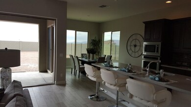 QDH 37 Kitchen - Breakfast area