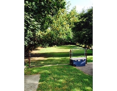 12 Middle St unit 14, Newton, MA 02458 - photo 4