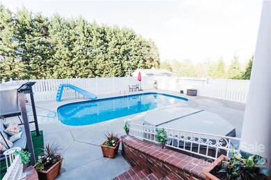 2211 James Way, Statesville, NC 28625 - photo 2