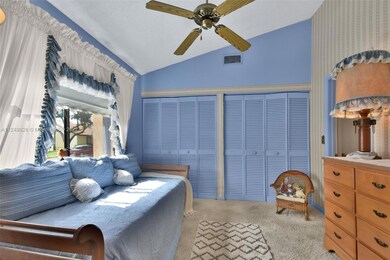 7237 Solandra Ln, Tamarac, FL 33321 - photo 5