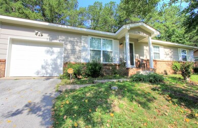 3432 Persimmon Ln