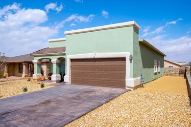 14212 Desert Mesquite Dr, Horizon City, TX 79928 - photo 3