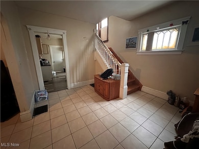 127 Charles Ct, Elyria, OH 44035 - photo 4