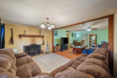 114 Fcr unit 540, Fairfield, TX 75840 - photo 3