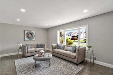 05-Living Room