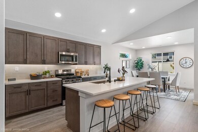 3688 Luchu St unit 93, Medford, OR 97504 - photo 4