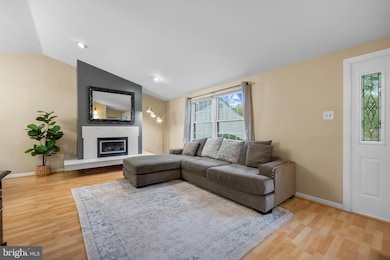 6393 Windharp Way, Columbia, MD 21045 - photo 4